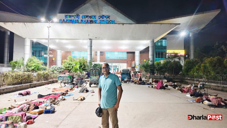 প্ল্যাটফর্মেই রাতের আশ্রয়, ক্লান্ত জীবনের নীরব গল্প