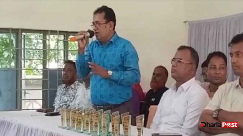 স্কুলে নামাজ বাধ্যতামূলক করতে গিয়ে বিপদে বাগেরহাটের হিন্দু শিক্ষক