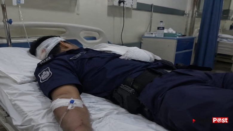 ভূরুঙ্গামারীতে মাদক মামলার আসামি ধরতে গিয়ে বিশৃঙ্খলা, চার পুলিশ সদস্য আহত